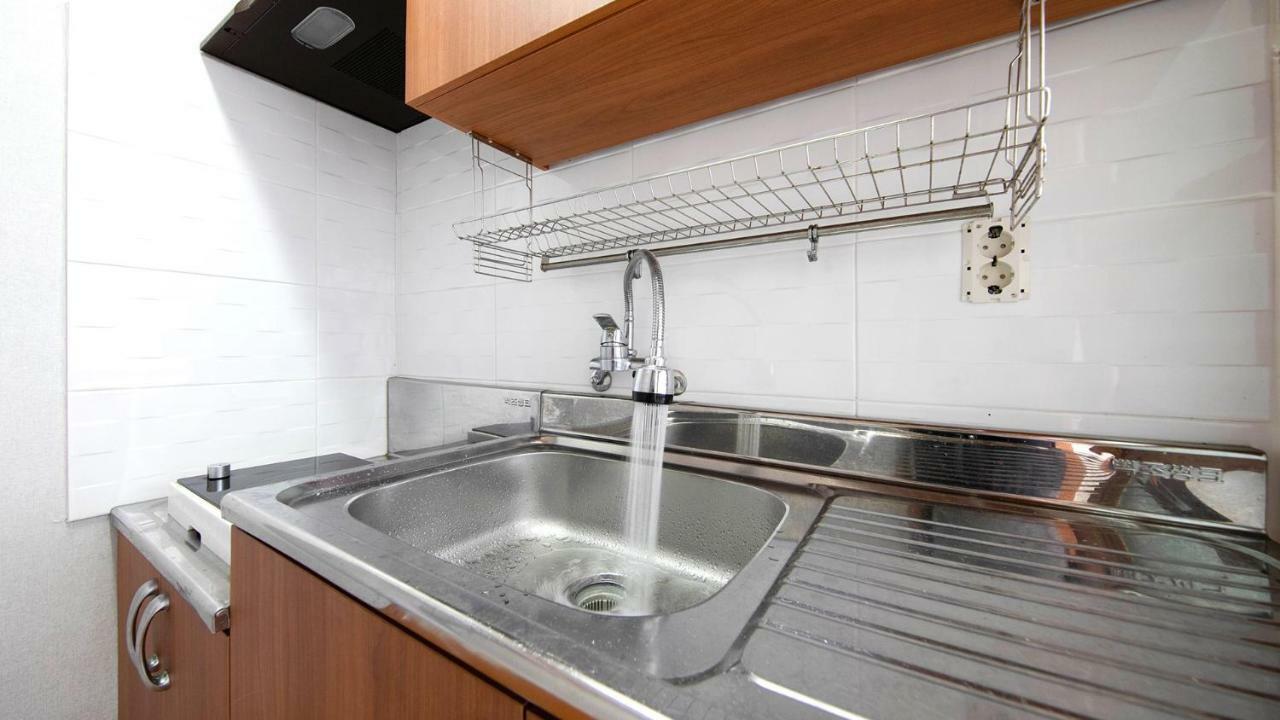 Samcheok Sol Beach Pension Bagian luar foto