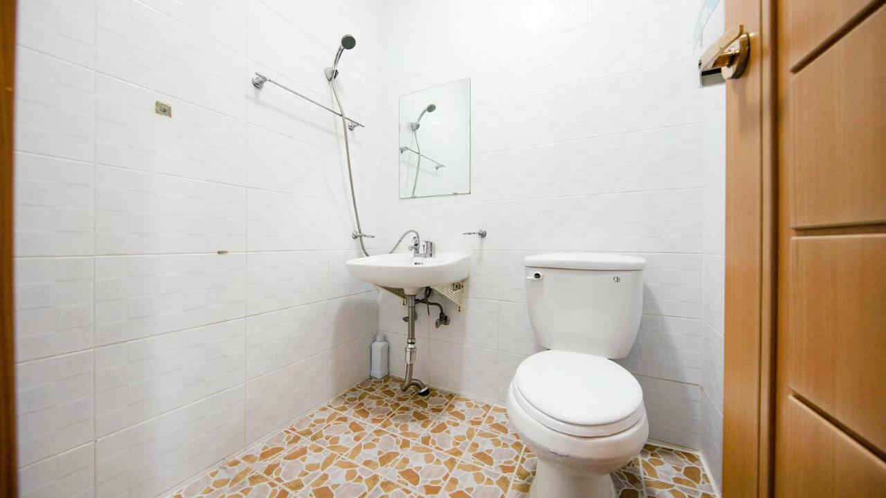 Samcheok Sol Beach Pension Bagian luar foto